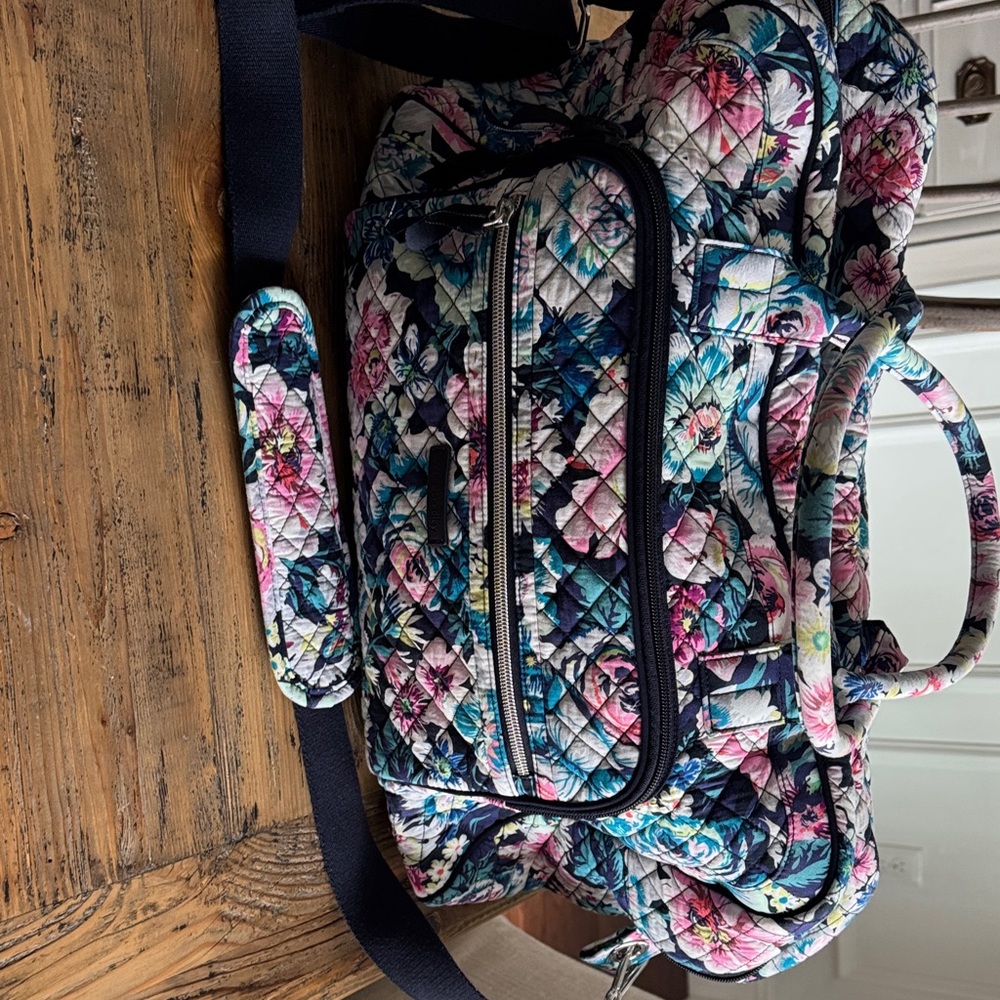 NWOT!Vera Bradley Multicolor Floral Quilted weekender duffle  Bag